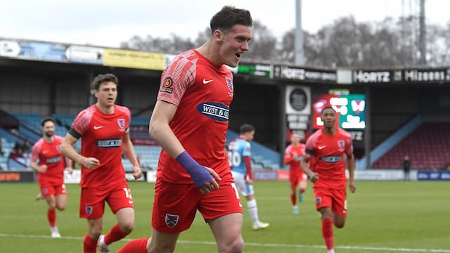 Dagenham and Redbridge artwork 4