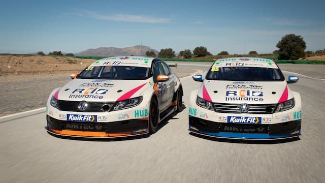 Team HARD with Autobrite Direct artwork 7