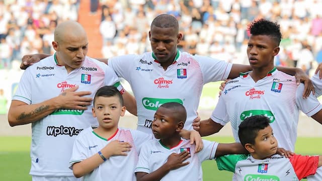 Once Caldas artwork 8